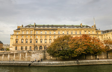 Fototapeta premium Building in Paris
