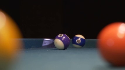 American Pool, the shot eight ball missing billiard pocket