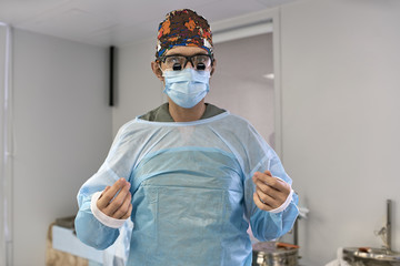 Fototapeta na wymiar Surgeon in operating room