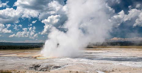 Fototapeta na wymiar Natural Hot Spring, Yellowstone National Park