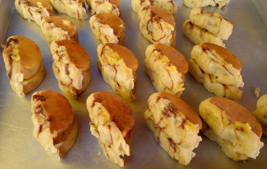 fresh pukis cake