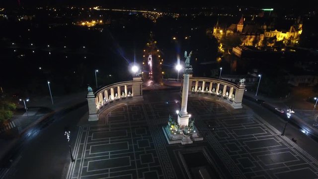 Heroes' square aerial reveal, Budapest, Hungary
