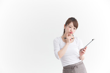 エプロン姿の女性・白バック