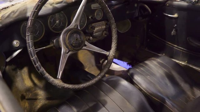 15914_The_black_steering_wheel_of_the_vintage_car.mov