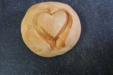 Brot mit Herz