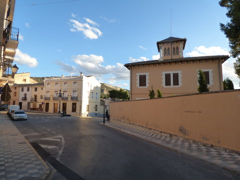 Biar. Pueblo de la Comunidad Valenciana, España, situado en el interior de la provincia de Alicante, en la comarca del Alto Vinalopó