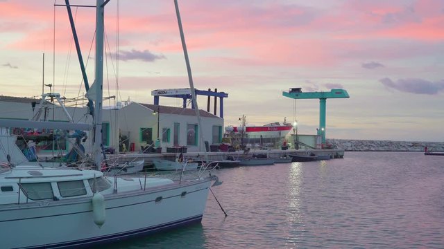 15936_The_harbor_port_in_the_city_of_Rodi.mov
