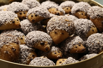 Bake cookies for Christmas