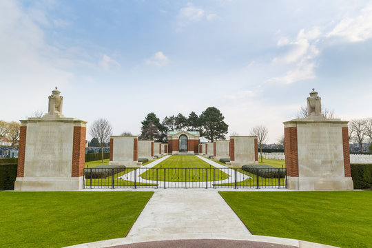 The Commonwealth War Graves Commission CWGC DUNKIRK MEMORIAL CEMETARY, Dunkerque, France