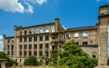 Ruinas de una  fábrica de harina, Peñaflor, Sevilla, Andalucía