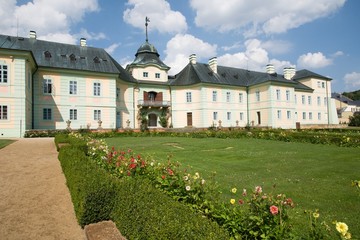 Fototapeta na wymiar Baroque castle Manetin in the Western Bohemia, Czech republic