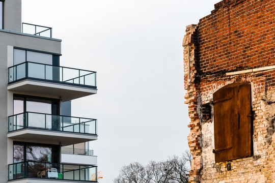 Old House Vs. New House