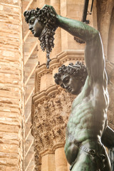 perseo with medusa head