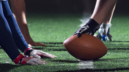 american football players are ready to start