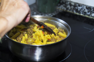 macaroni stew with meat, pasta