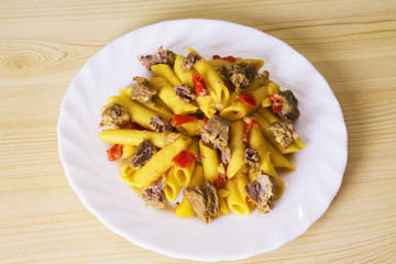 macaroni stew with meat, pasta