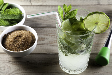mojito with ingredients I