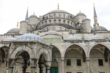 Fototapeta na wymiar Detail of the Blue Mosque in Istanbul, Turkey.