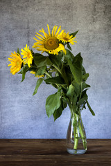 sunflowers in the vase