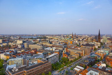 Fototapeta na wymiar cityscape of Hamburg from the famous tower Michaelis