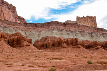 Fototapeta premium Castle Rock on the top of sandstone mesa in Capitol Reef National Park, Utah