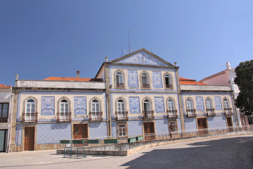 Fototapeta na wymiar Portugal, bâtiment administratif à Aveiro
