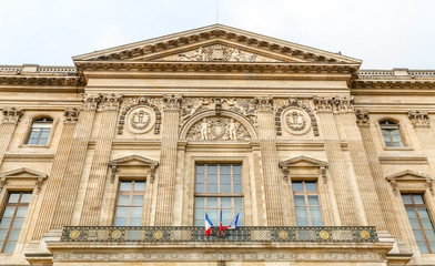 Obraz premium Louvre Museum in Paris City