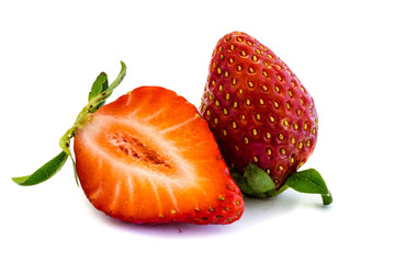 Erdbeere Erdbeeren  isoliert freigestellt auf weißen Hintergrund, Freisteller
