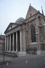 Fototapeta na wymiar Saint Pierre Cathedral - Geneva