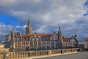 Fototapeta na wymiar Dresden, Blick vom Zwinger auf das Residenzschloss