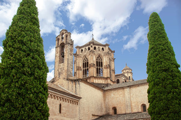 Poblet. Clochers de l'abbaye Santa Maria . Catalogne, Espagne
