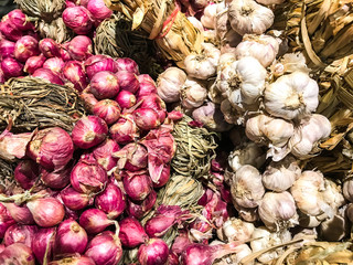 Selling onions and garlic