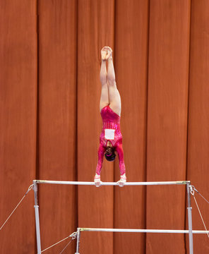 Event on uneven parallel bars.