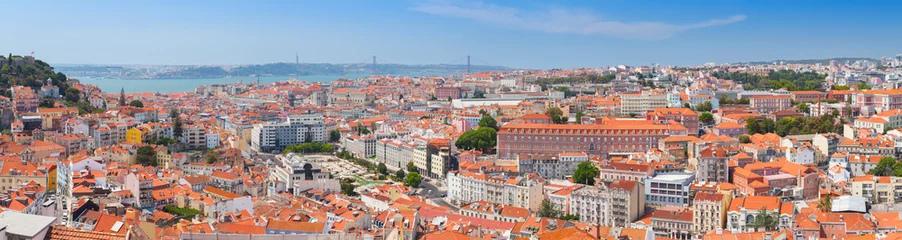 Zelfklevend Fotobehang Extra wide panorama. Cityscape of Lisbon © evannovostro