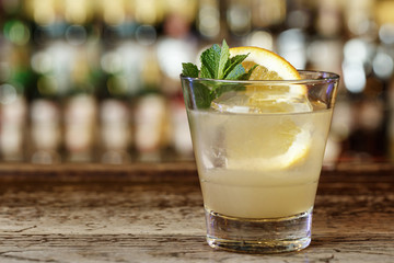 mint-lemon cocktail