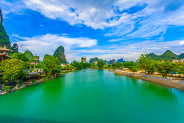 Fototapeta premium Yangshuo Xingping Lijiang River natural landscape scenery