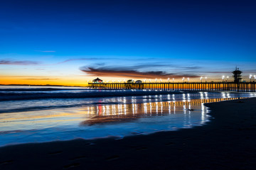 Obraz premium Huntington Beach Pier at Sunset