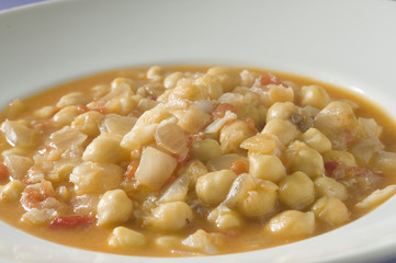  guiso de garbanzos.