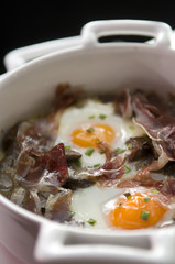 HUEVOS A LA CAZUELA 