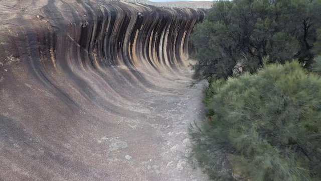 Kamerafahrt am Waverock in West-Australien mit Drohne