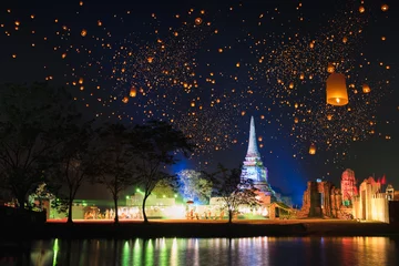 Deurstickers Autthaya travel floating lantern, Autthaya Thailand © Patrick Foto