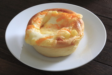 Cheese roll on dish