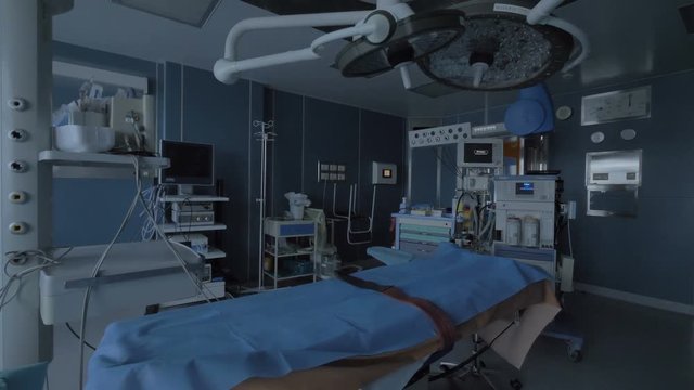 Operating theater, empty surgery in a modern clinic. 4K.