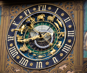 Fototapeta na wymiar Astronomic Clock at the Town Hall of Ulm, Danube