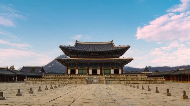 Seoul city timelapse at Gyeongbokgung Palace, Seoul, South Korea 4K Time lapse