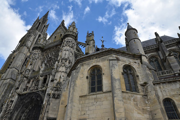 Fototapeta na wymiar Cathédrale de Senlis, France