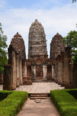 Fototapeta premium OLD SUKHOTHAI WAT SRI SAWAI THAÏLANDE 