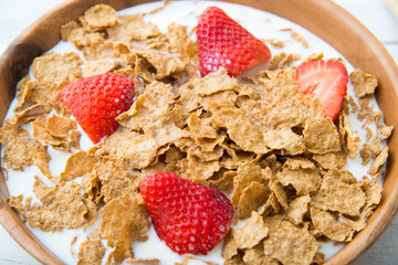 corn flakes with strawberry