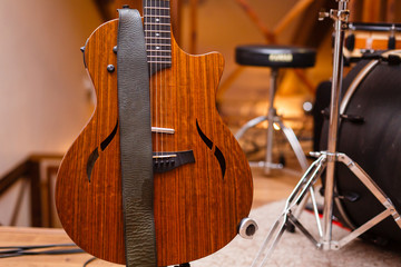Jazz electric hollowbody guitar 