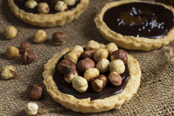 Chocolate and caramel tarts